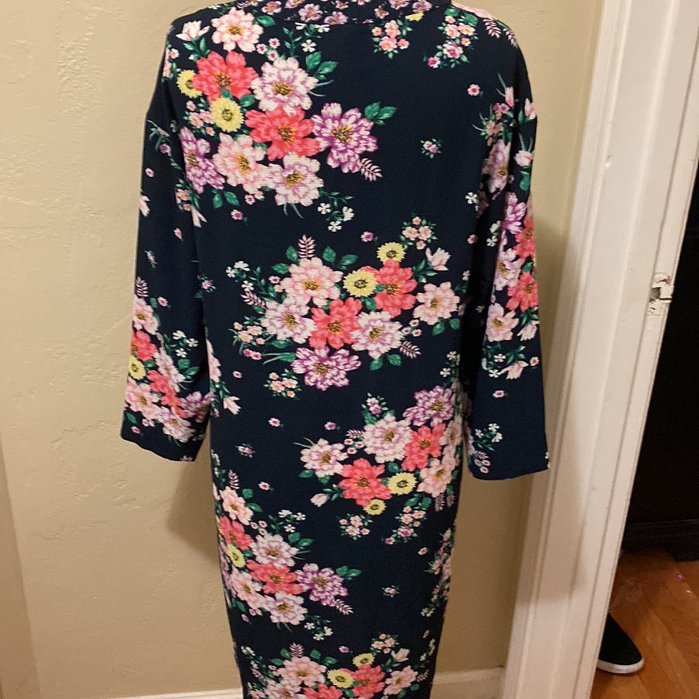 Kimono - Picture 3 of 3